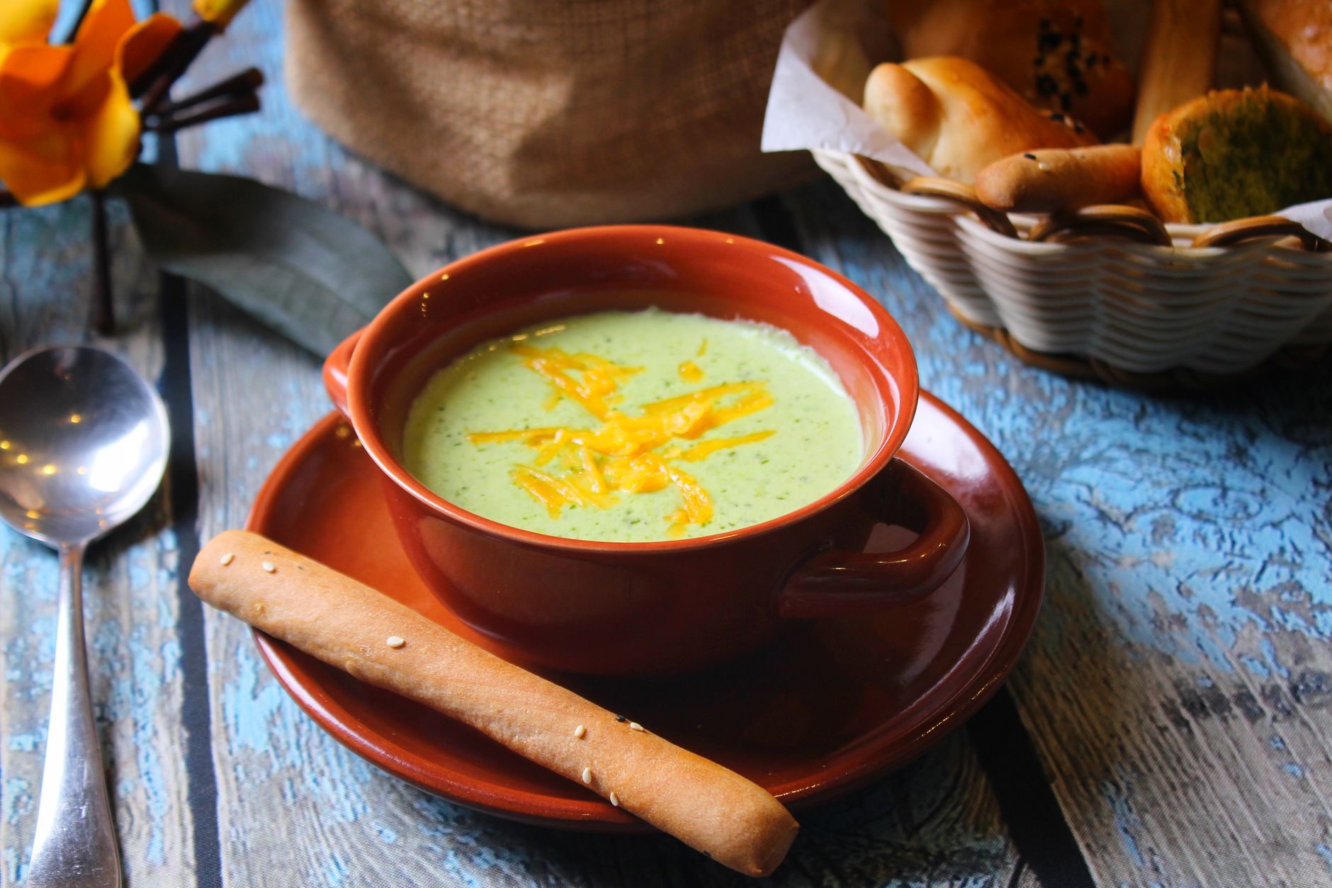 Healthy Broccoli Cheese Soup